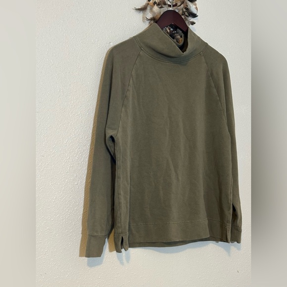GAP Women’s XL Green Funnel Neck Sweatshirt Sustainable Casual Sweater - Picture 2 of 12